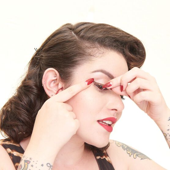 THAT GIRL  BOMBSHELL     EYES 1UNID