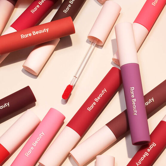 Batom L&iacute;quido Rare Beauty Lip Souffl&eacute; Matte