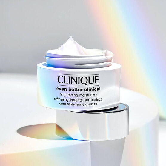 Even Better Clinical Bright Moisturizer