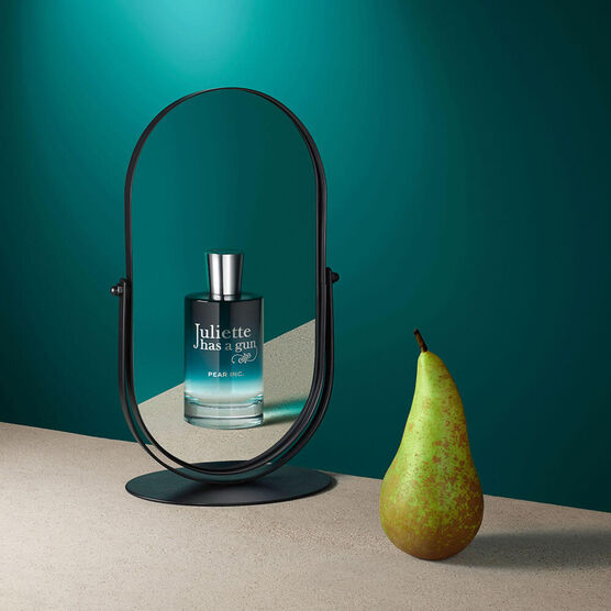 Perfume Juliette Has A Gun Pear Inc. Unissex Eau de Parfum