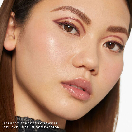Perfect Strokes Longwear Gel Eyeliner - Compassion