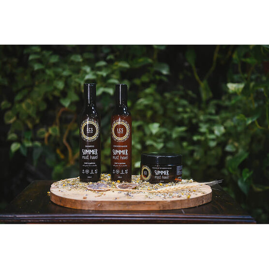 Shampoo Laces Summer Must Have